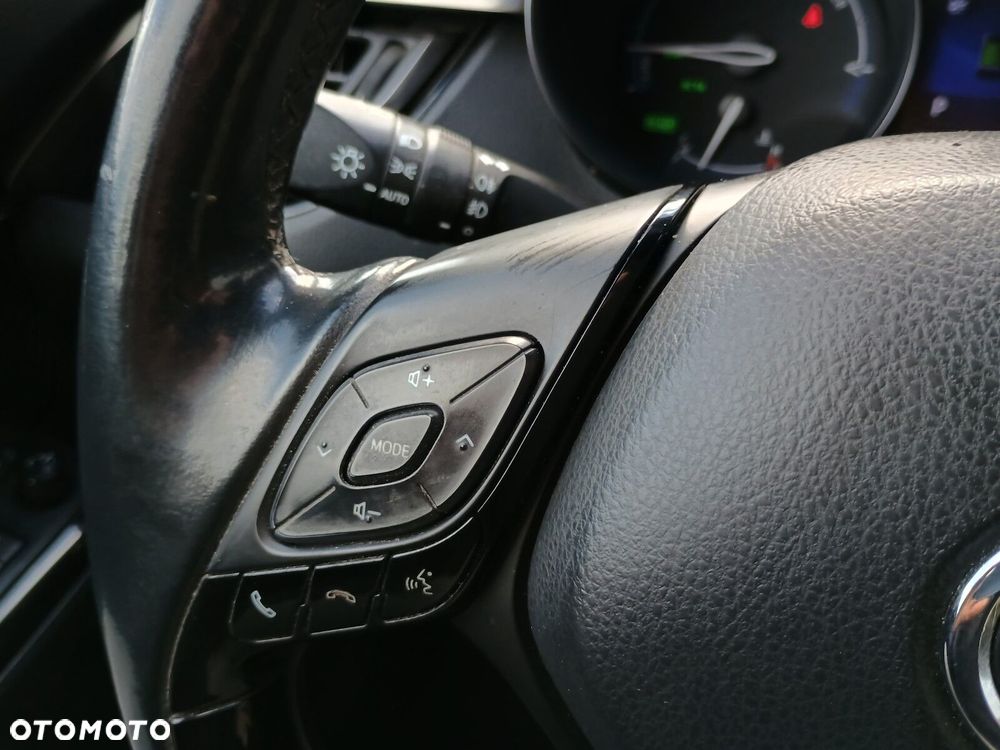 Toyota C-HR - 22