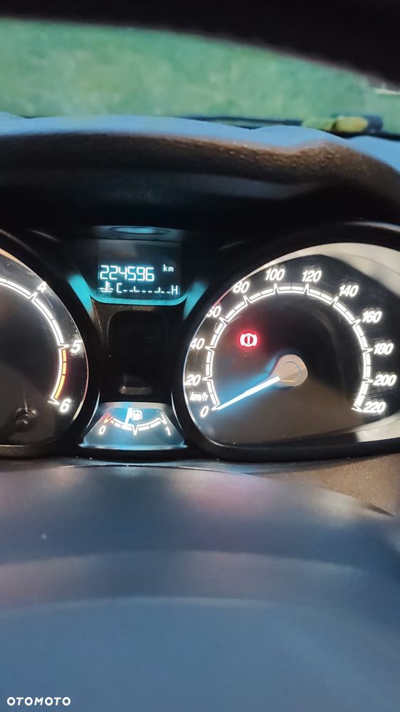 Ford Fiesta - 6