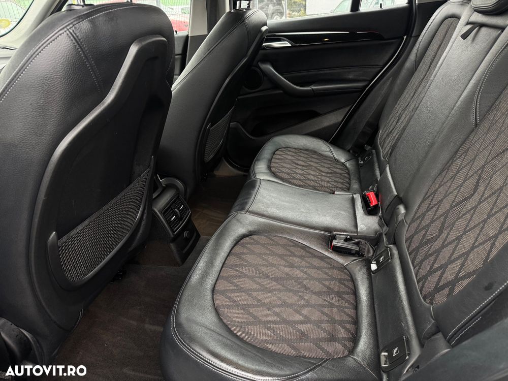 BMW X1 xDrive18d - 11