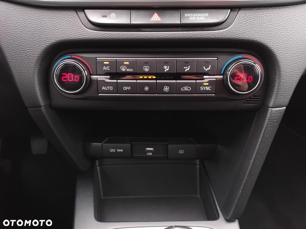 Kia XCeed 1.5 T-GDI M - 21