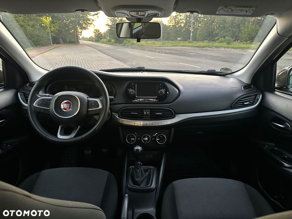 Fiat Tipo 1.4 16V More - 10