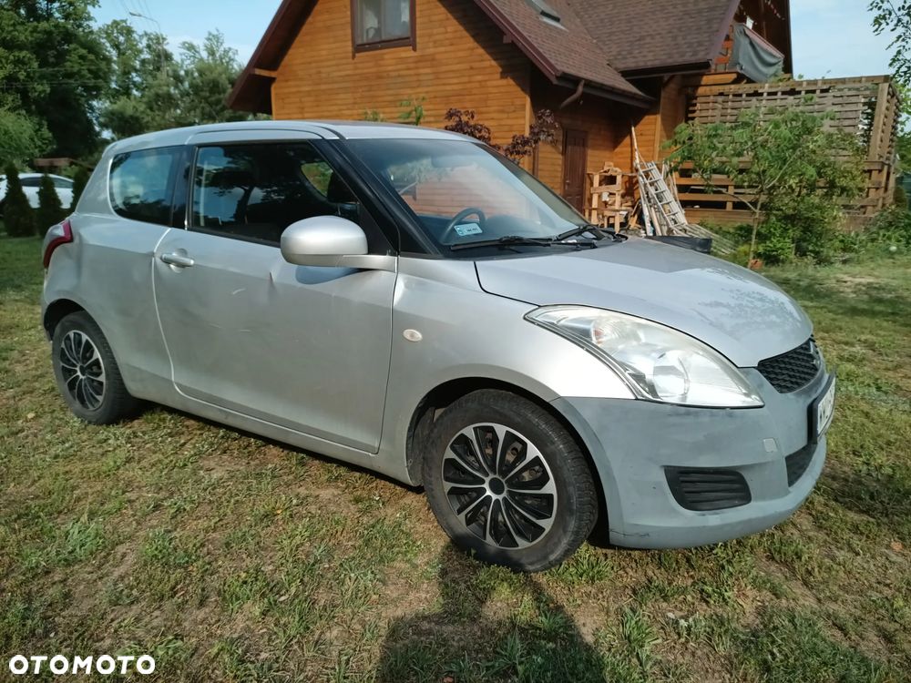 Suzuki Swift - 3