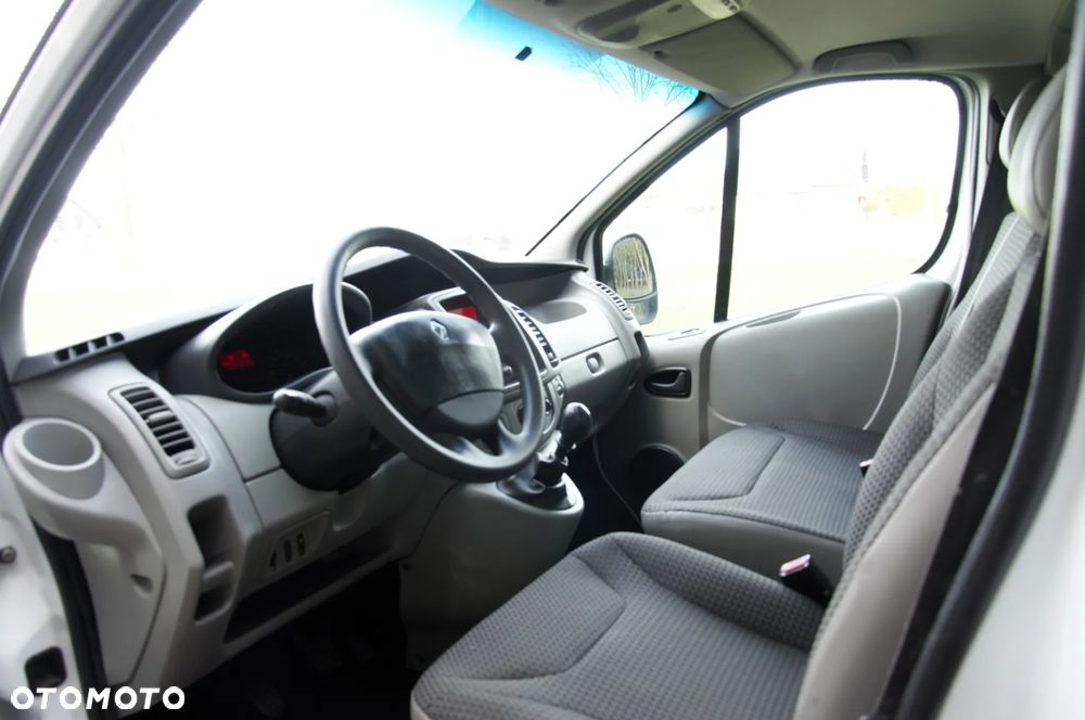 Renault Trafic - 24