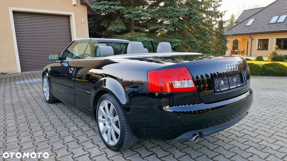 Audi A4 Cabrio 1.8T - 12