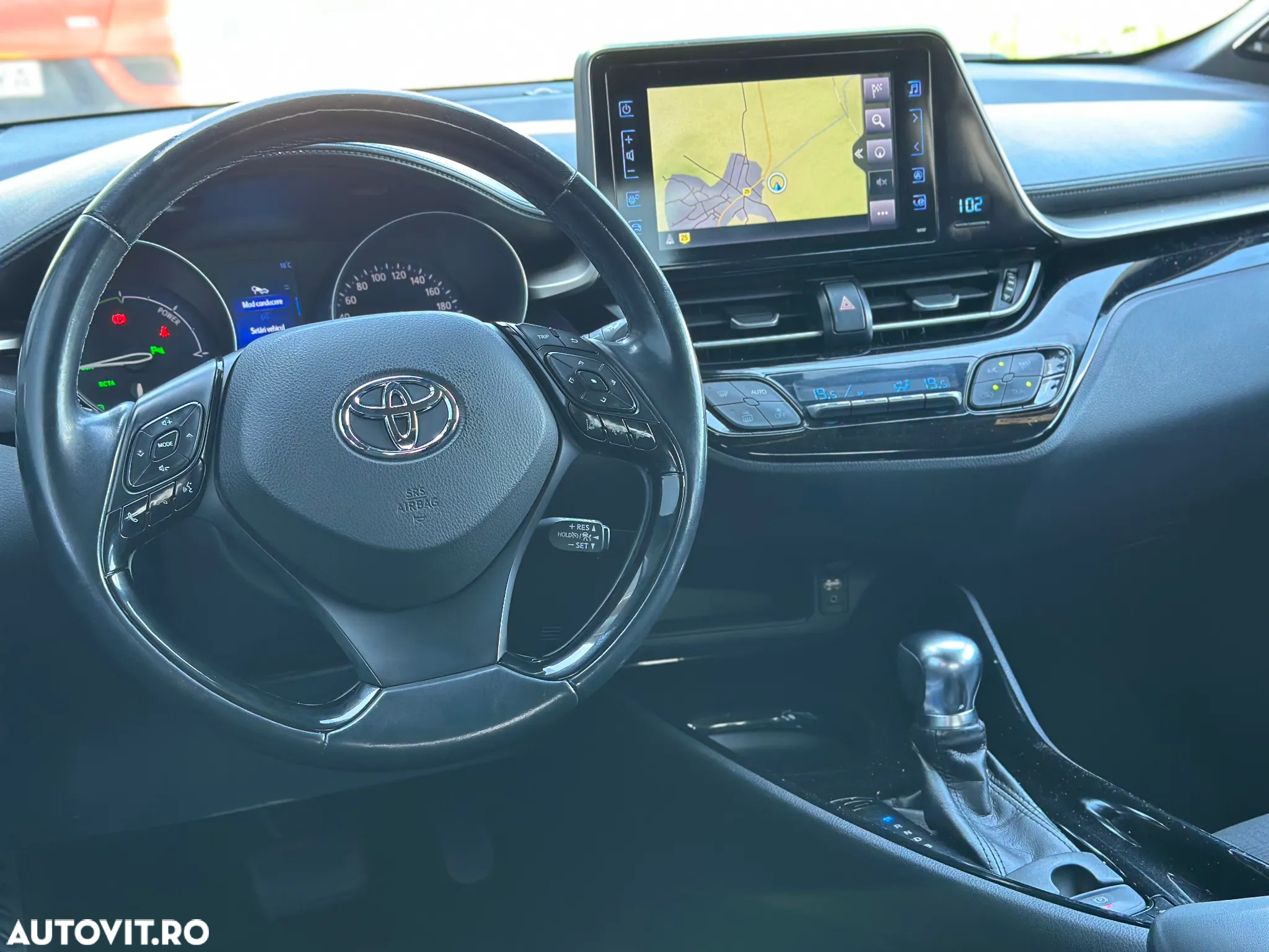 Toyota C-HR - 14