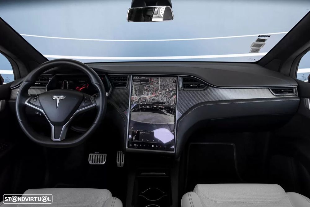 Tesla Model X P100D - 9