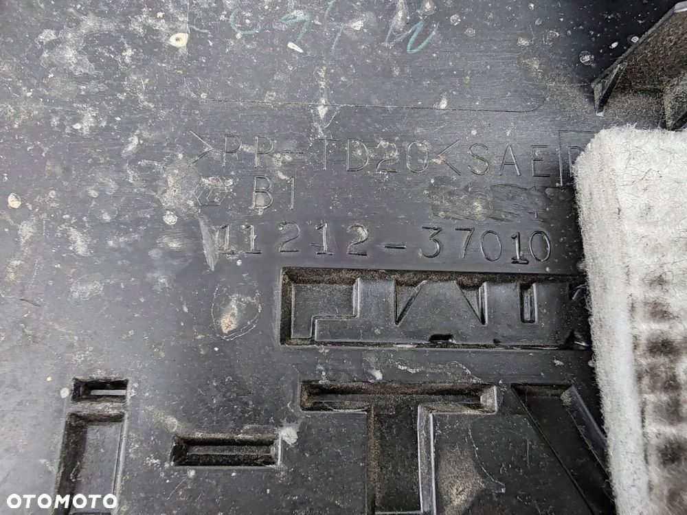 Pokrywa osłona silnika górna 11212-37010 1.6 VVT-i DUAL Toyota Auris I 07- - 6