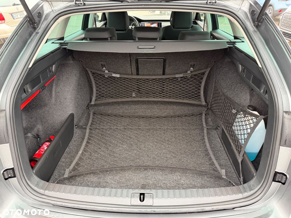 Skoda Octavia 2.0 TDI 4x4 Ambition DSG - 7