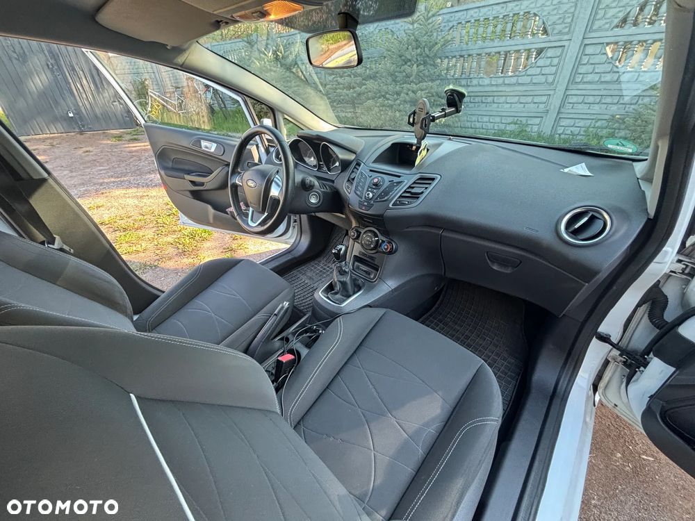 Ford Fiesta - 14