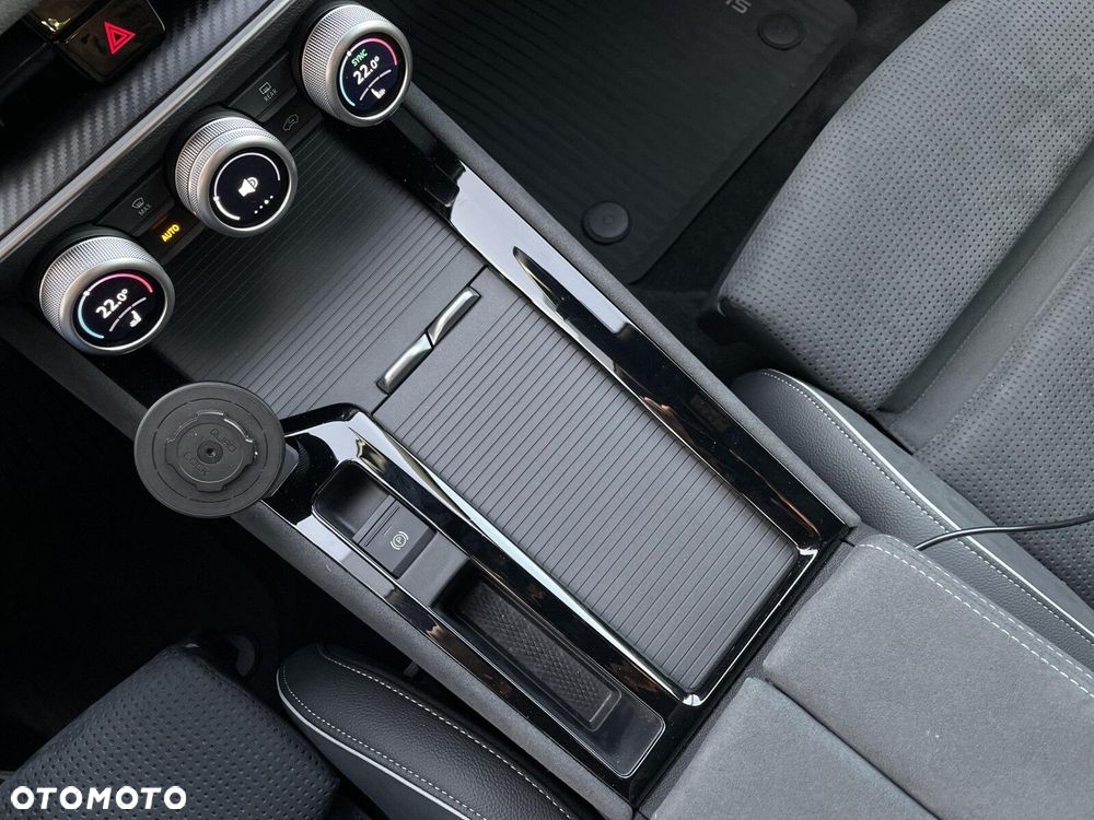 Skoda Superb 2.0 TSI Sportline DSG - 17