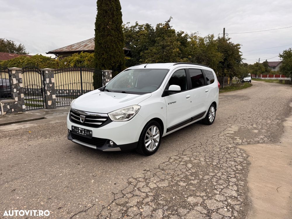 Dacia Lodgy dCi 110 Stepway - 1