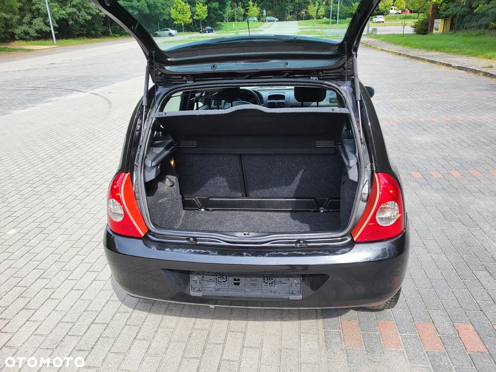 Renault Clio 1.2 16V Dynamique - 12