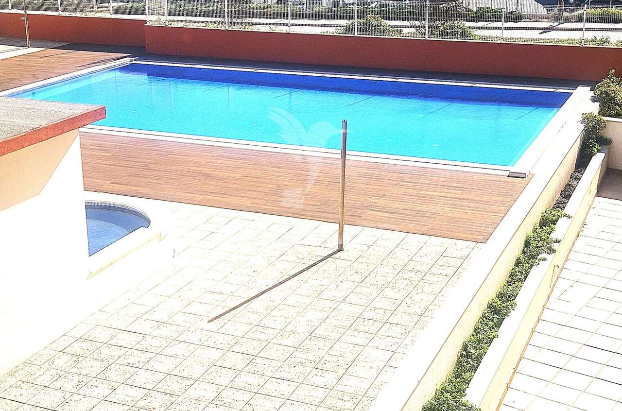 Excelente Apart. T1 com Parqueamento e Piscina perto Praia - Grande imagem: 4/21