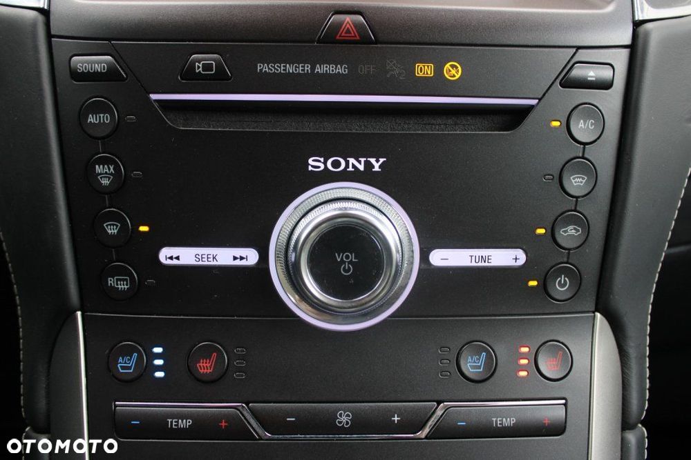 Ford S-Max - 35