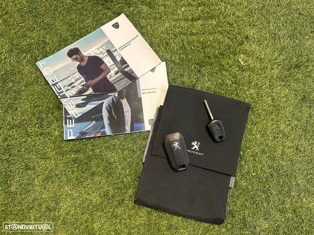 Peugeot 2008 1.5 BlueHDi Active Pack - 32