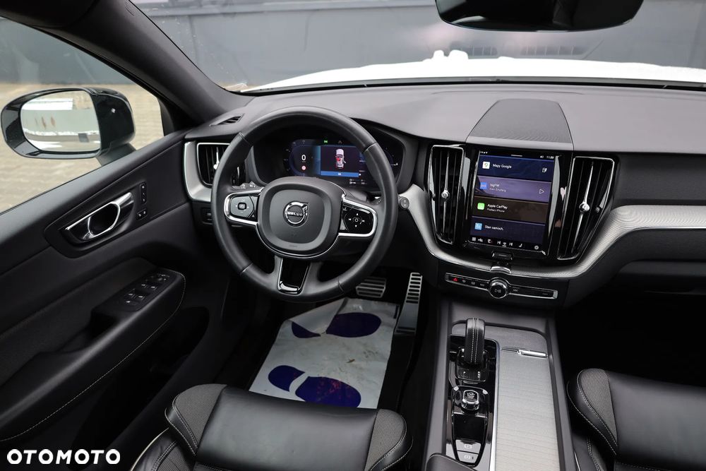 Volvo XC 60 T6 AWD Recharge Geartronic RDesign - 8