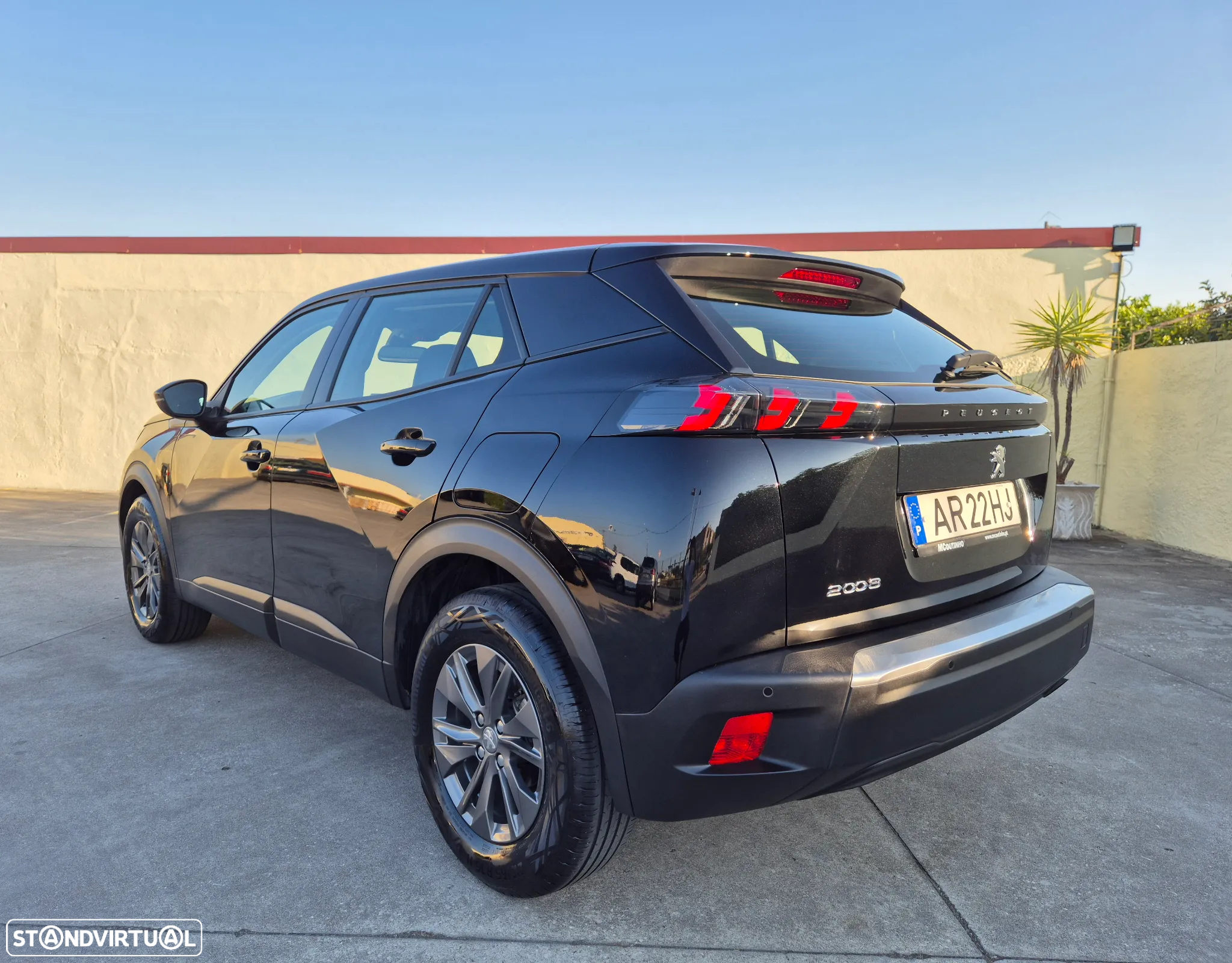 Peugeot 2008 1.2 PureTech Active Pack - 16
