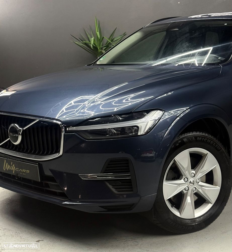 Volvo XC 60 B4 D AWD Plus Dark - 5