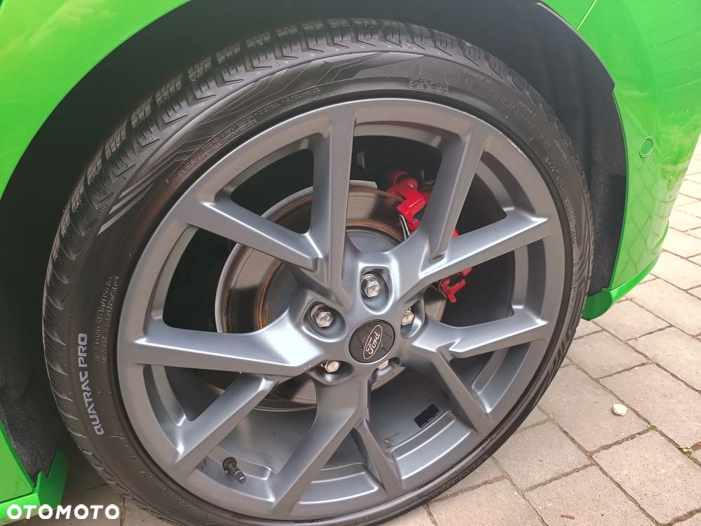 Ford Focus 2.3 EcoBoost ST X - 23