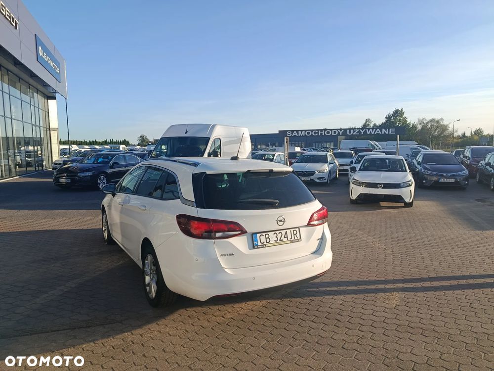 Opel Astra V 1.6 CDTI Dynamic S&S - 4