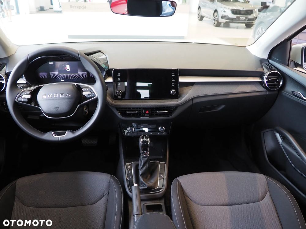 Skoda Fabia 1.0 TSI Drive DSG - 9