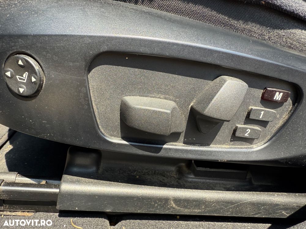 BMW X1 sDrive20d - 19
