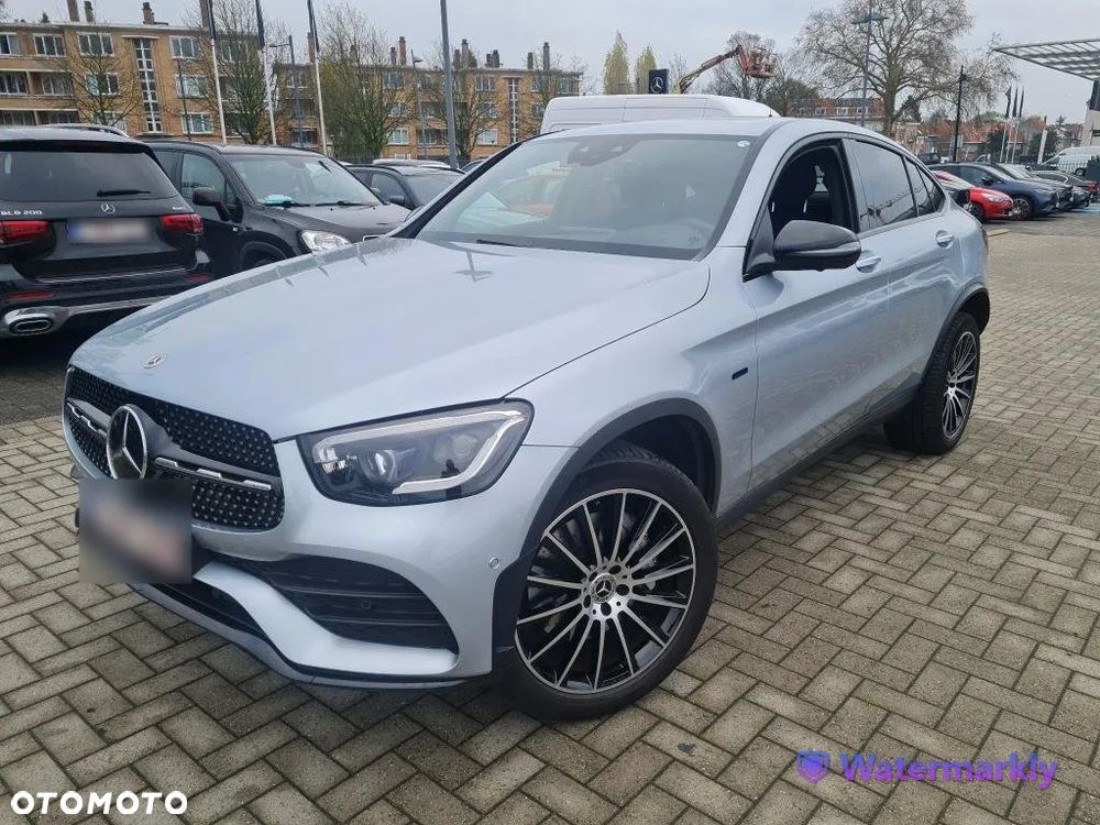 Mercedes-Benz GLC 220 d 4Matic 9G-TRONIC AMG Line - 1
