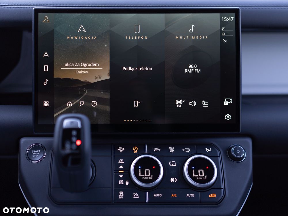 Land Rover Defender - 10