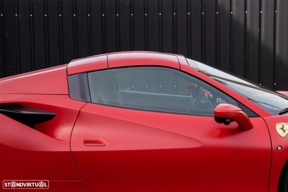 Ferrari F8 Tributo Standard - 18