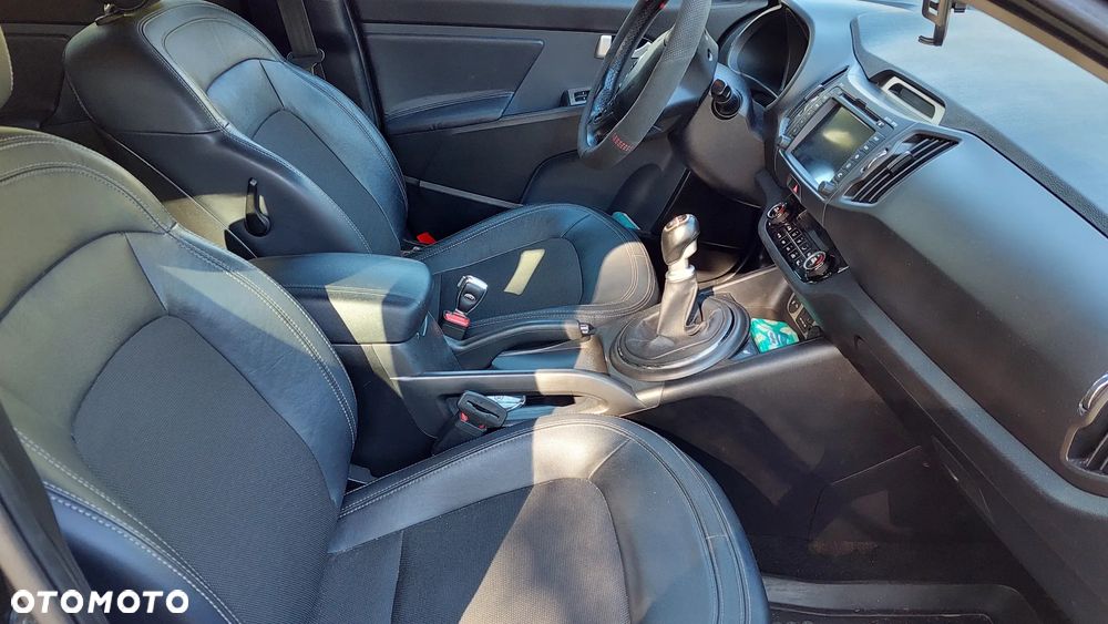 Kia Sportage - 16