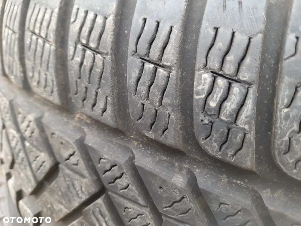 Opony zimowe Pirelli Winter Sottozero 3 255/45 19 104V M+S - 9