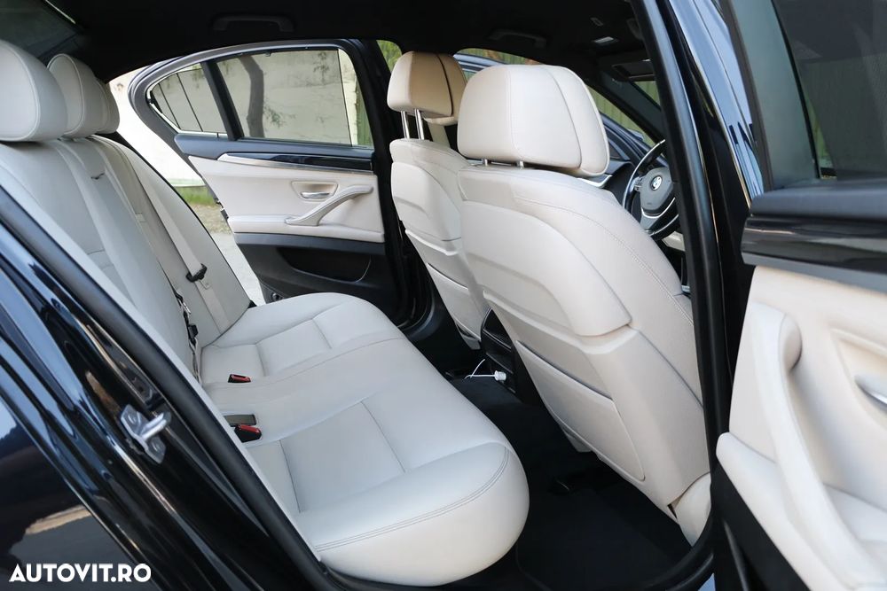 BMW Seria 5 520d Aut. - 19