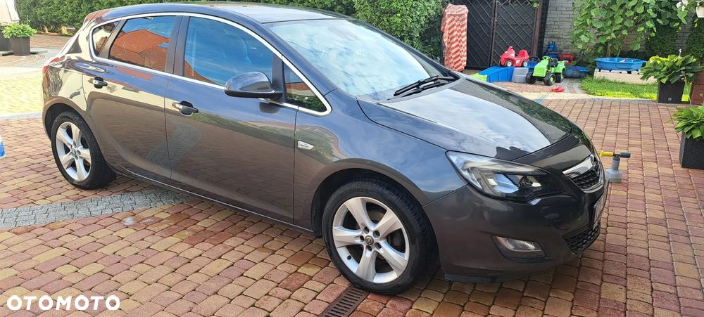 Opel Astra IV 1.4 T Enjoy S&S - 13