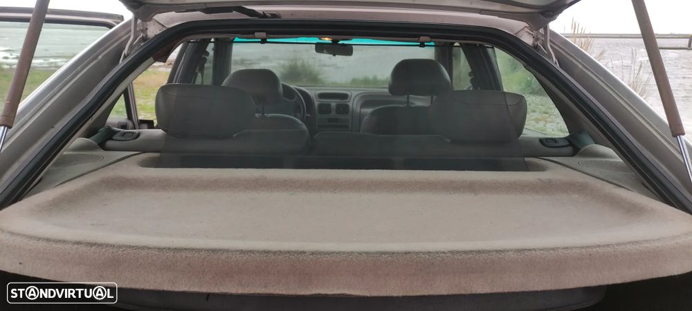 Renault Laguna 3.0 i V6 Baccara - 10