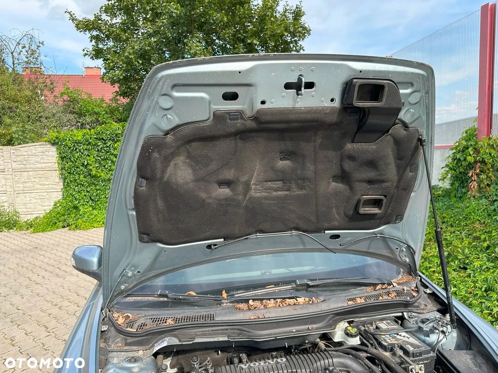 Volvo C70 2.4 Momentum - 8