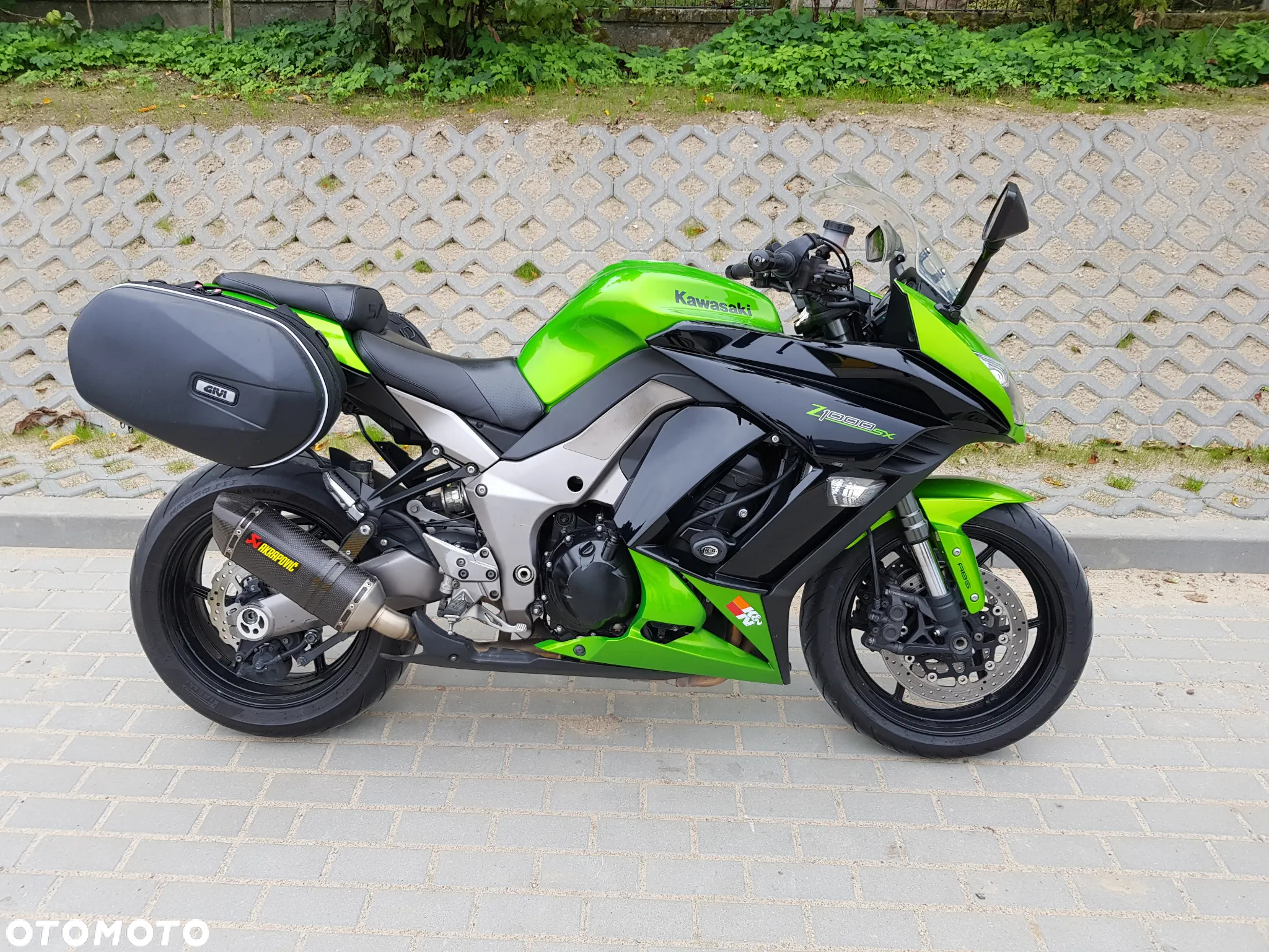 Kawasaki Ninja 1000 SX - 2
