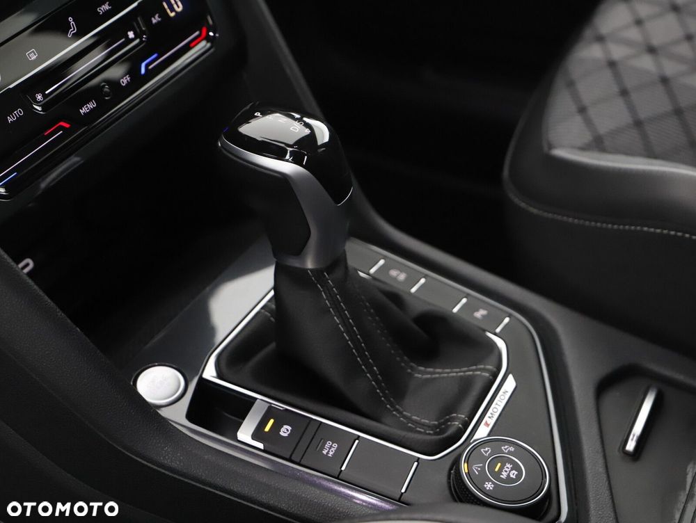 Volkswagen Tiguan Allspace - 10
