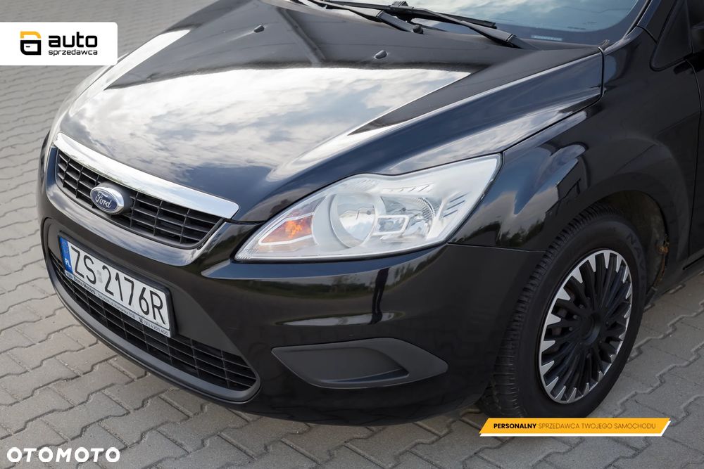 Ford Focus 1.6 Trend - 10