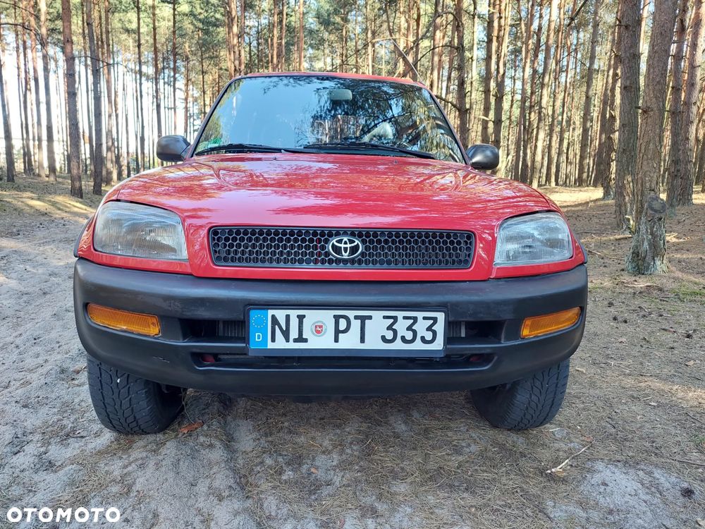 Toyota RAV4 2.0 - 36