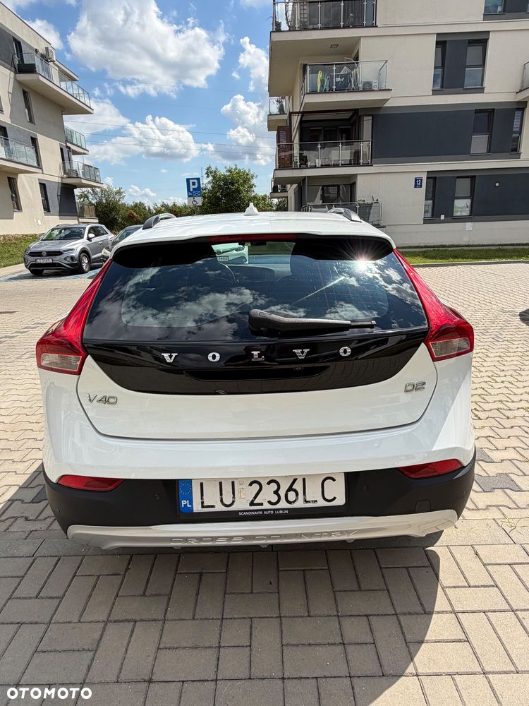 Volvo V40 Cross Country D2 Momentum - 6