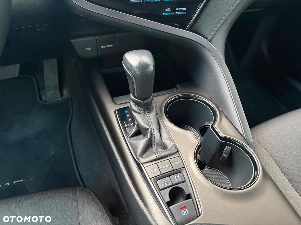 Toyota Camry 2.5 Hybrid Comfort CVT - 20