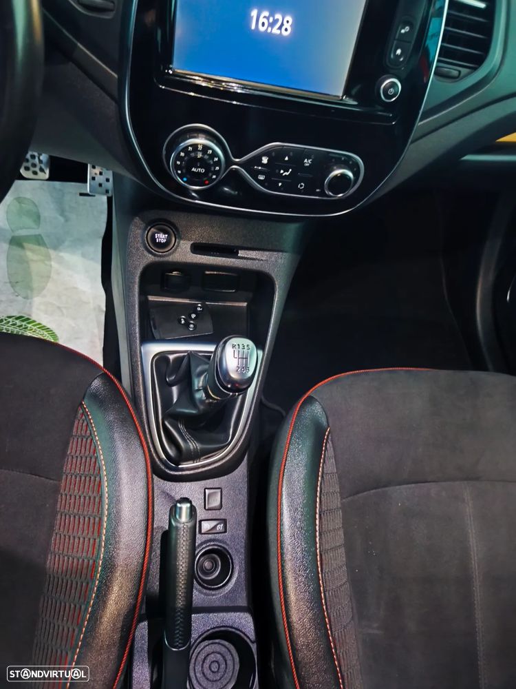 Renault Captur 1.3 TCe Red Edition - 19