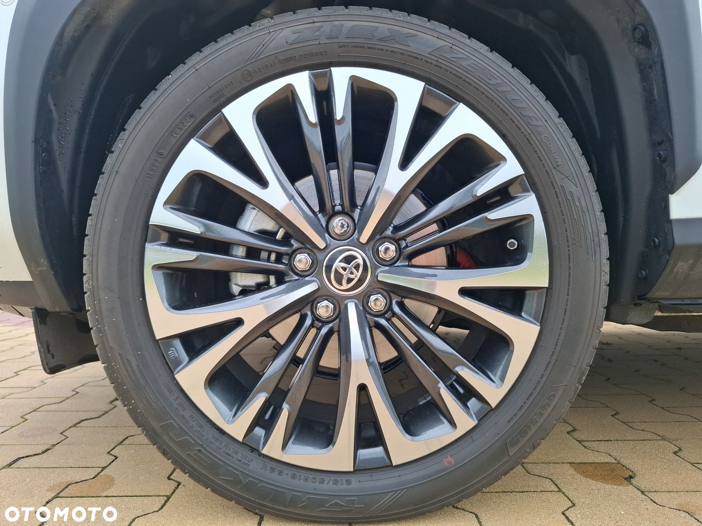 Toyota Yaris Cross - 8