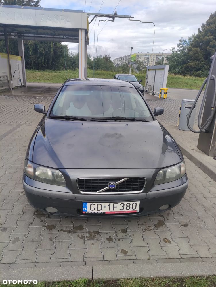 Volvo S60 2.4 D - 1