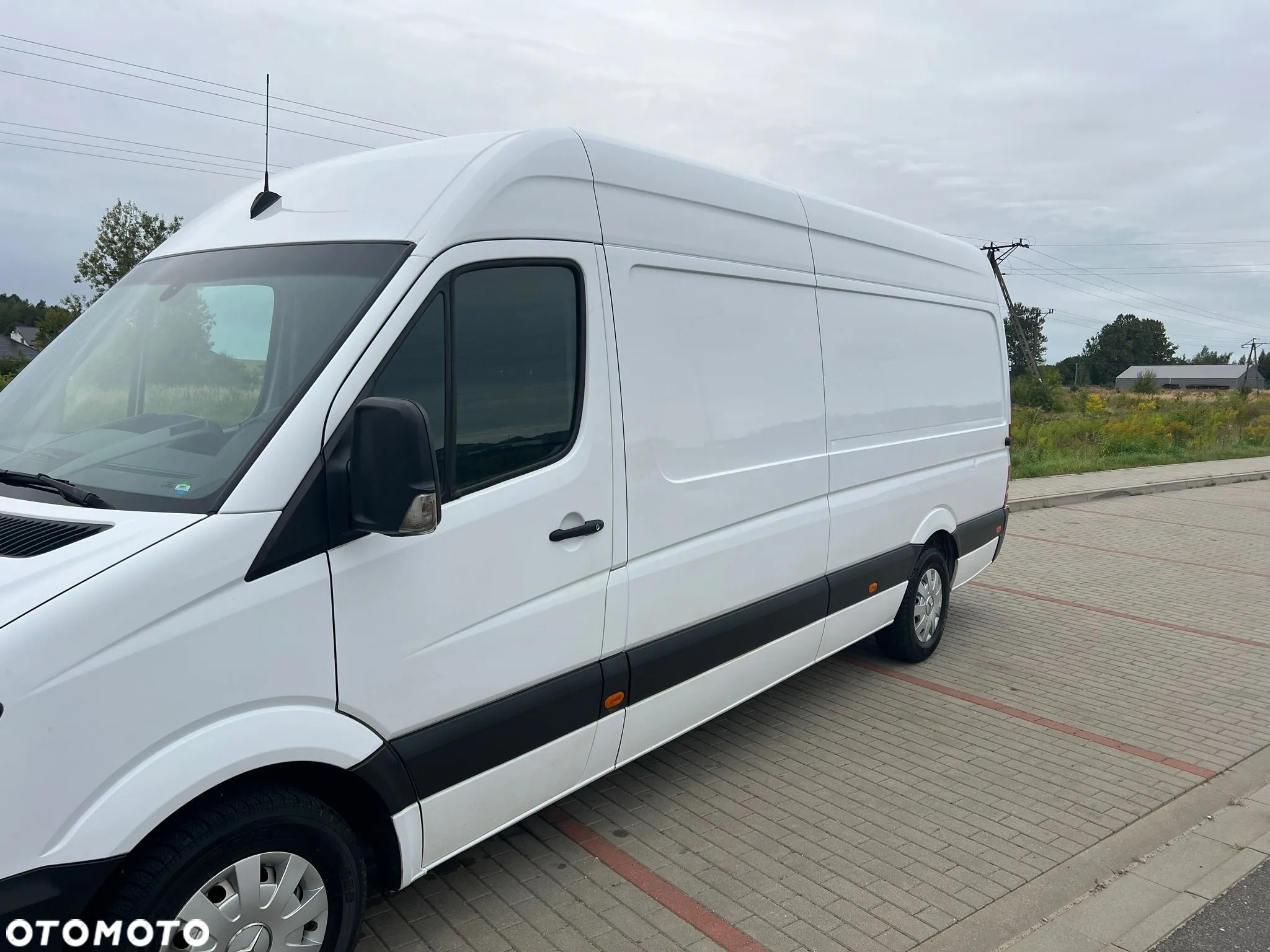 Mercedes-Benz Sprinter - 9