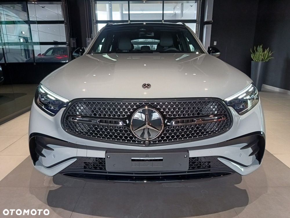 Mercedes-Benz GLC - 2