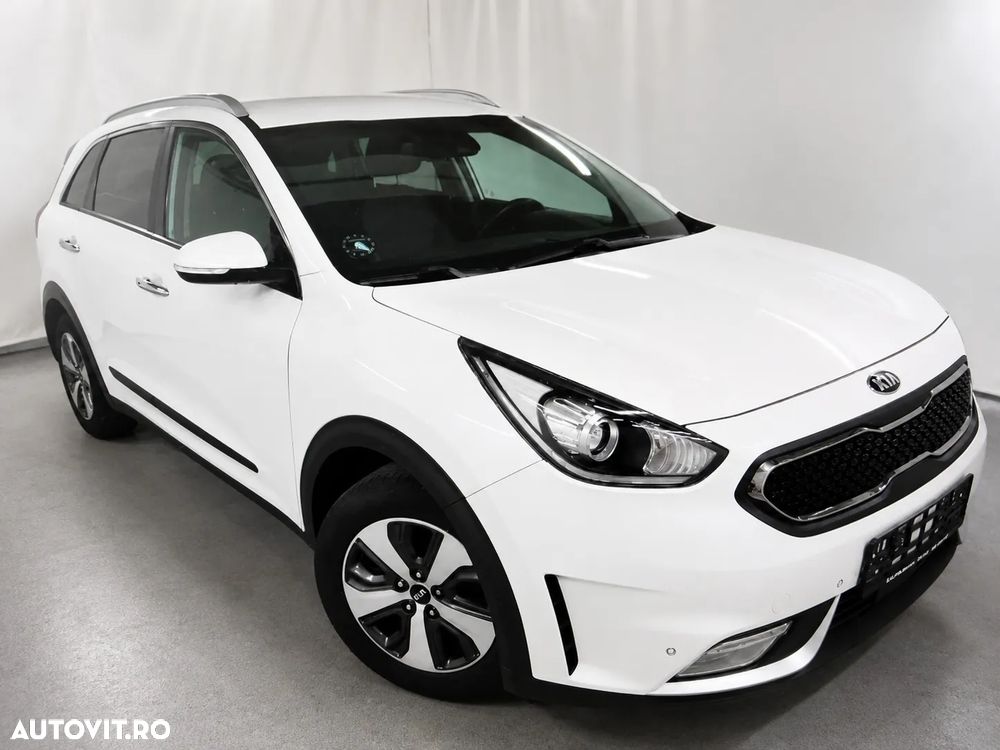 Kia Niro 1.6 GDI 2WD Aut. Spirit - 3