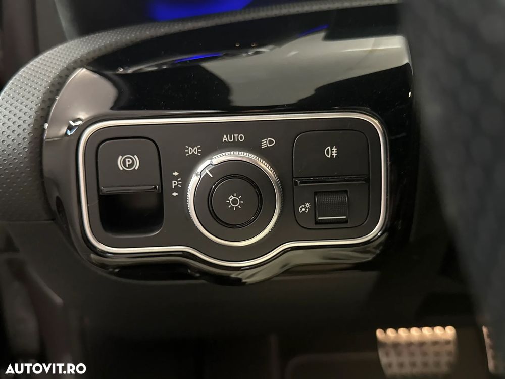 Mercedes-Benz A 200 - 16