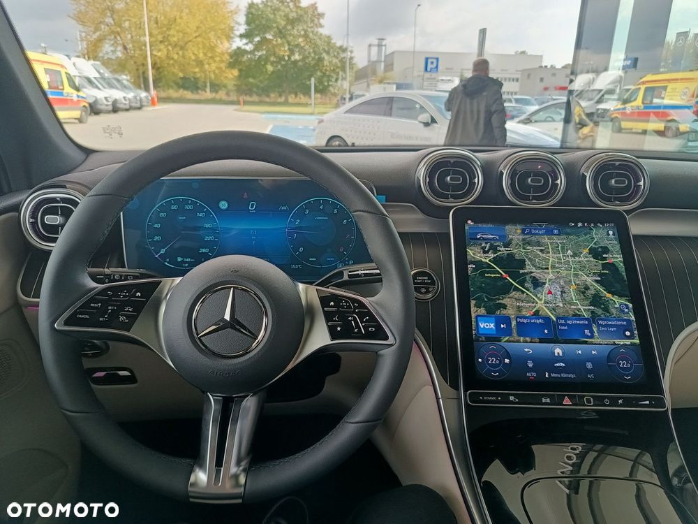 Mercedes-Benz GLC - 14