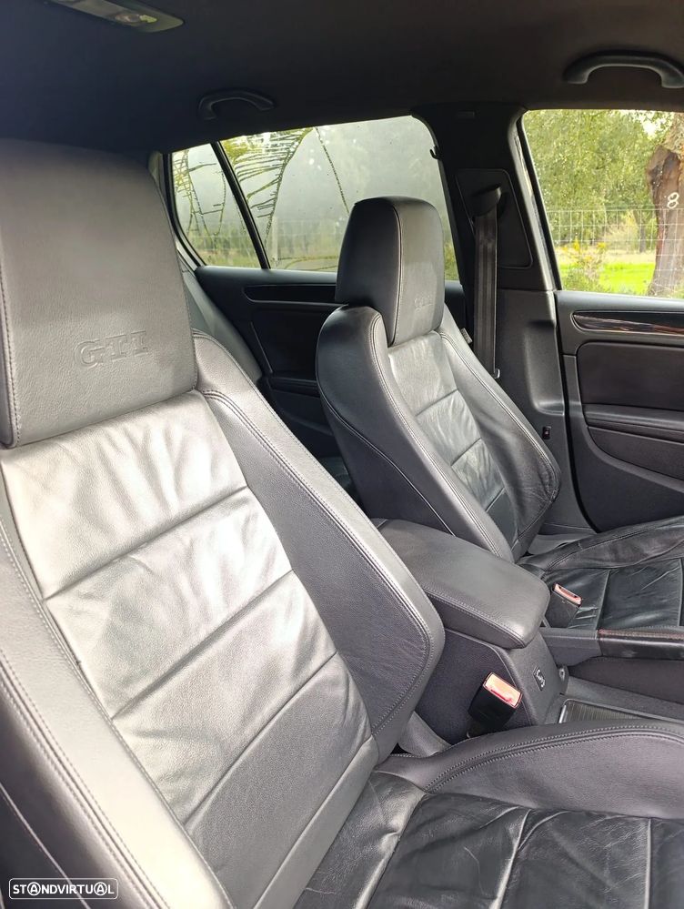 VW Golf 2.0 GTI DSG - 8